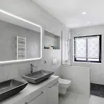 Villa La Blanca *